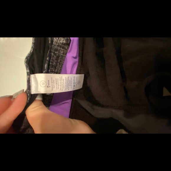 Black Ivivva pants - Picture 2 of 3